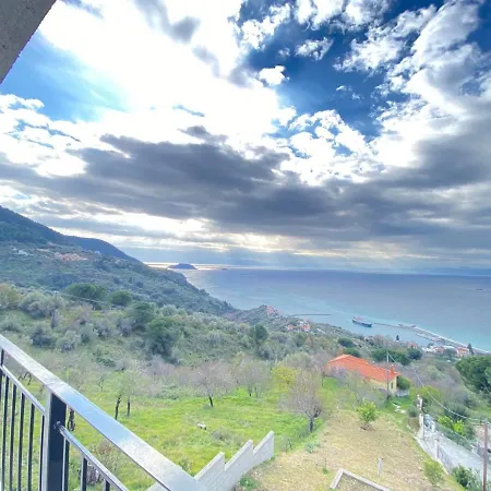 Skopelos House Nikols アパート *